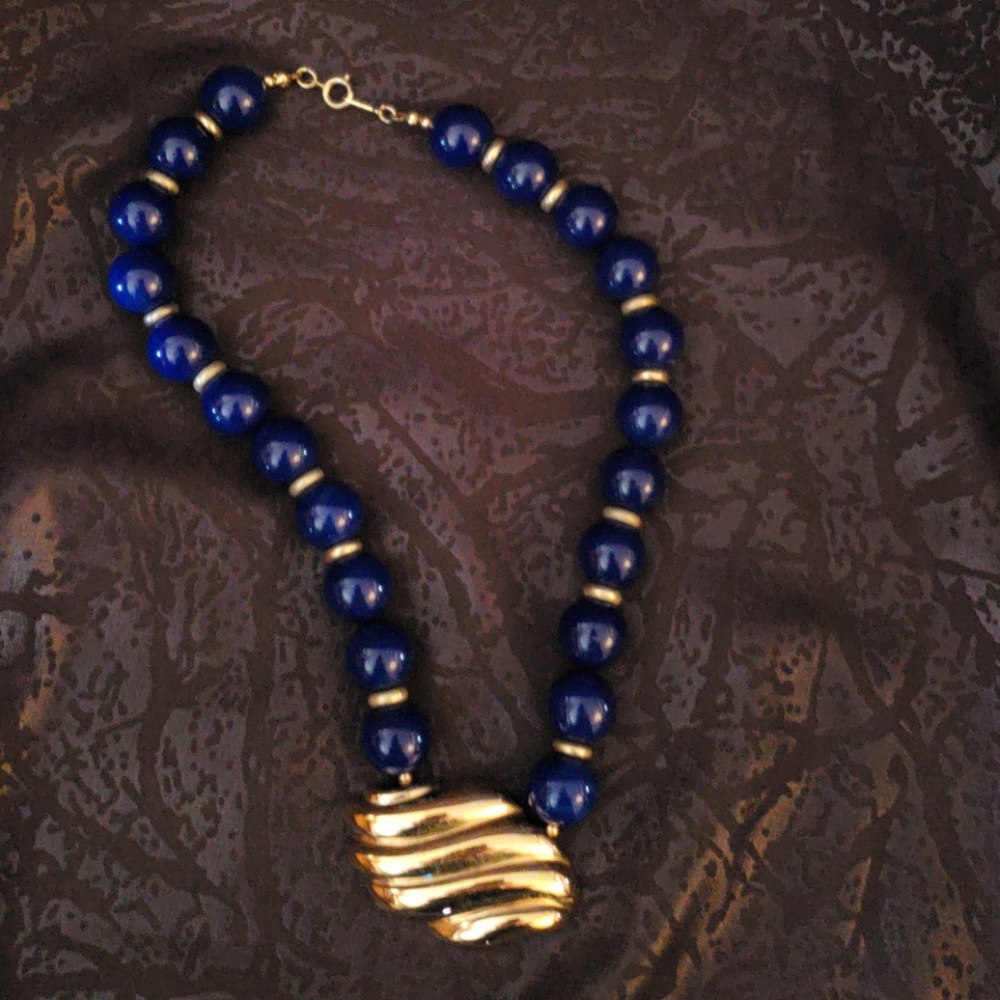 Vintage Avon Necklace